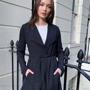 Aritzia Babaton Flowy Trench Coat